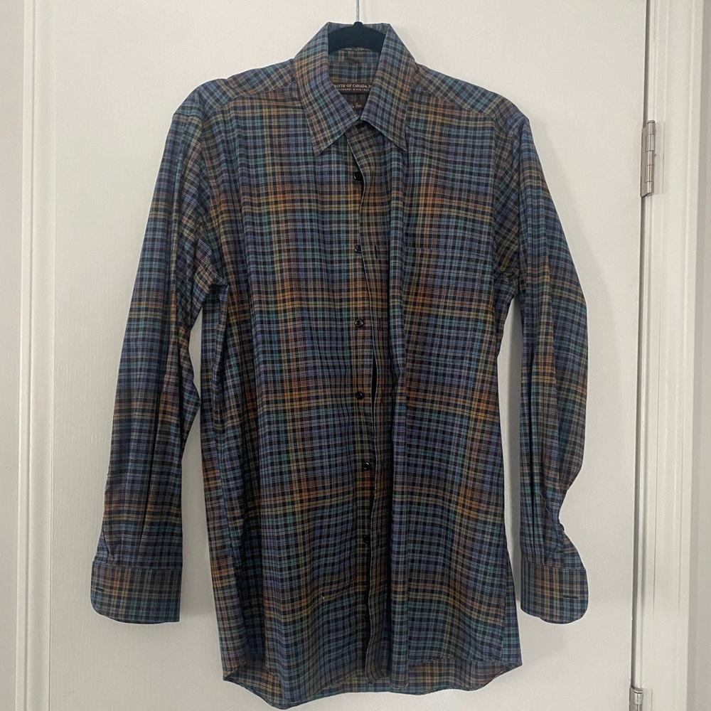 Forsynth of Canada men’s sports shirt